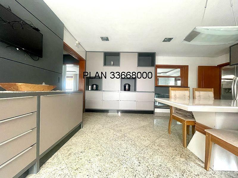 Casa com Elevador 16