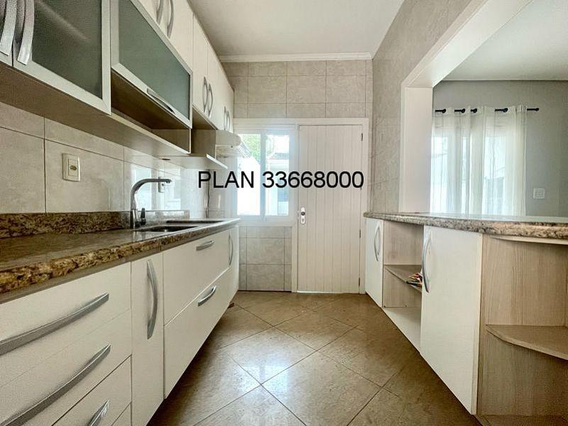 Casa com p�tio ECOVILLE 13