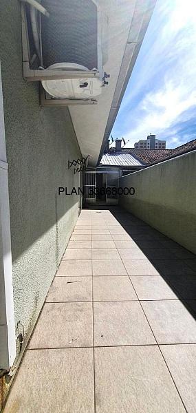 CASA T�RREA AMPLA NO JARDIM PLANALTO EM PORTO ALEGRE 19
