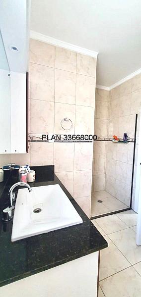 CASA T�RREA AMPLA NO JARDIM PLANALTO EM PORTO ALEGRE 10