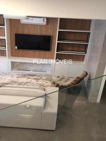 CASA EM CONDOM�NIO ECOVILLE 63