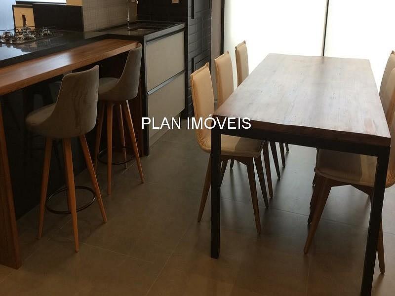 CASA EM CONDOM�NIO ECOVILLE 9