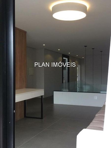 CASA EM CONDOM�NIO ECOVILLE 55