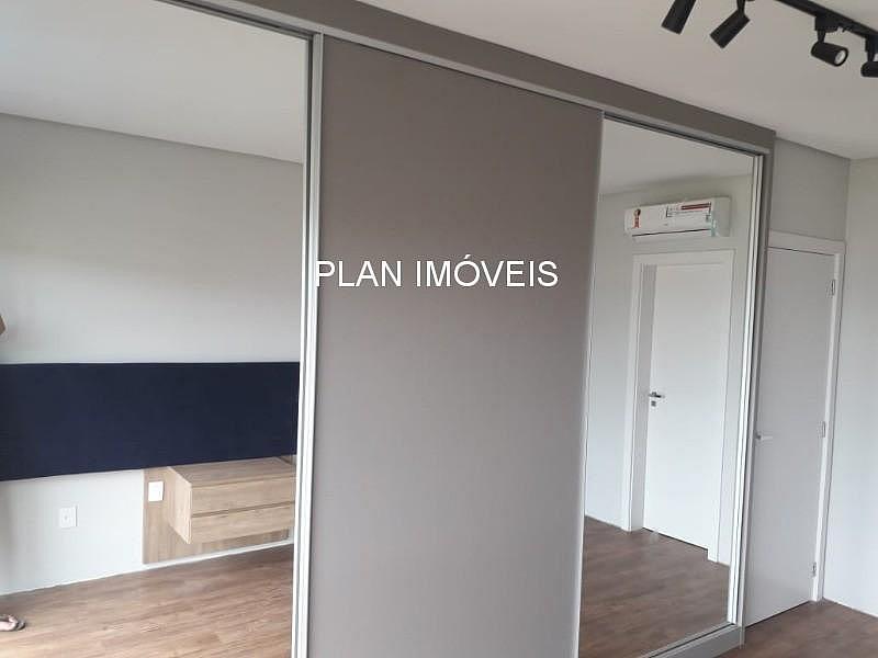 CASA EM CONDOM�NIO ECOVILLE 18