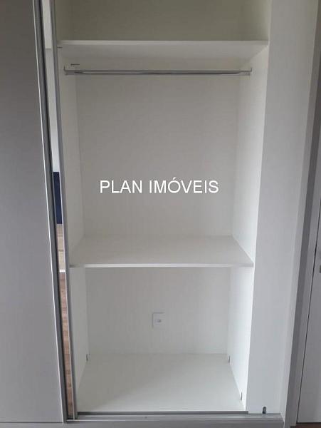 CASA EM CONDOM�NIO ECOVILLE 22