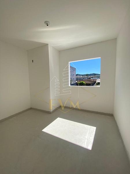 Sobrado Geminado no Iririu com 2 Dormitórios — foto 9