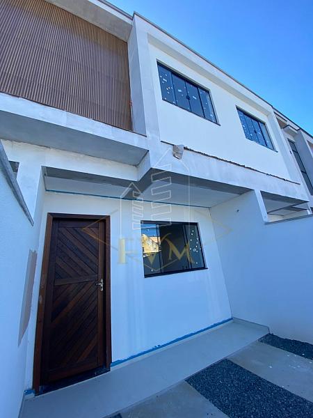 Sobrado Geminado no Iririu com 2 Dormitórios — foto 2