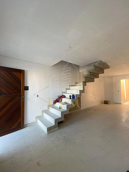 Sobrado Geminado no Iririu com 2 Dormitórios — foto 4