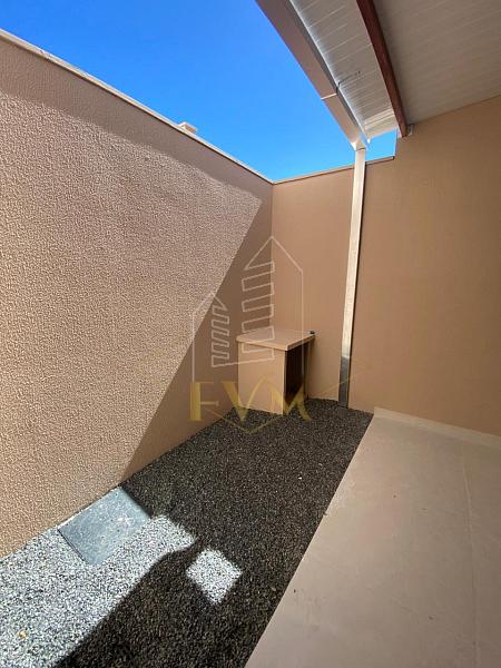 Sobrado Geminado no Iririu com 2 Dormitórios — foto 13