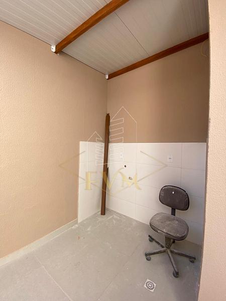 Sobrado Geminado no Iririu com 2 Dormitórios — foto 12