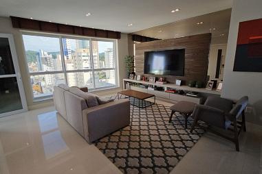 Apartamento com 4 quartos à venda, 158m², 3 banheiros, 3 garagens - Pioneiros - Balneário Camboriú