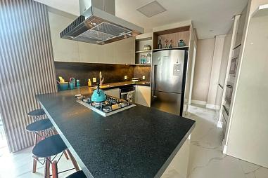 Apartamento com 3 quartos à venda, 127m², 4 banheiros, 3 garagens - Centro - Balneário Camboriú