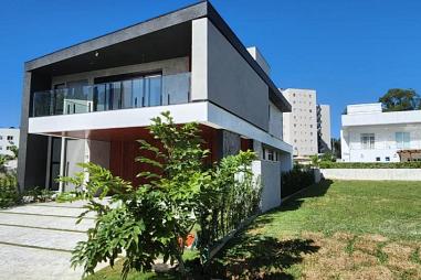 CASA COND HORIZ PRAIA BRAVA