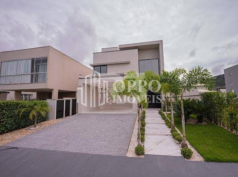 CASA � VENDA CONDOM�NIO CALED�NIA