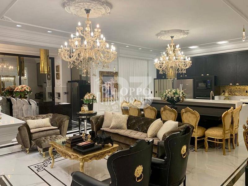 CASA EM CONDOM�NIO FECHADO EM CAMBORI�