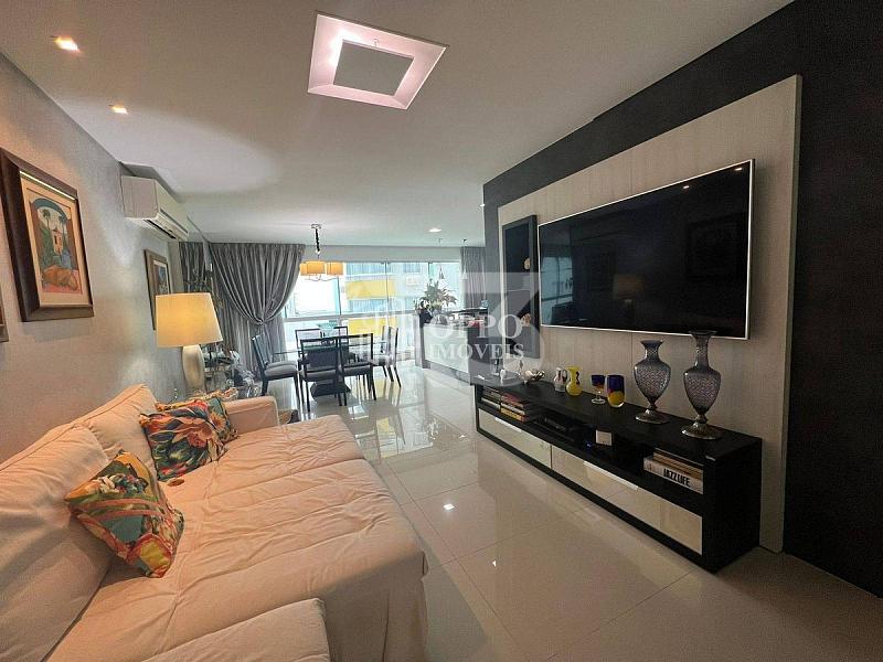 CH�TEAU MONTMARTRE