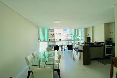 Apartamento com 4 quartos à venda, 132m², 5 banheiros, 2 garagens - Pioneiros - Balneário Camboriú