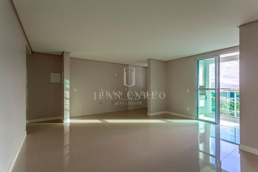 Apartamento à venda no Bairro São João em Itajaí no Edifício Jardins de Burle Marx — foto 4