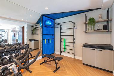 Apartamento mobiliado à venda na Meia Praia em Itapema