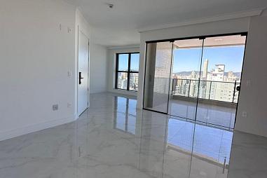 Apartamento à venda  em Itapema pronto para morar | Meia Praia