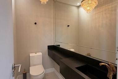 Apartamento semi mobiliado à venda em Porto Belo