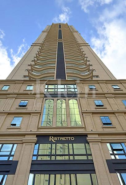 Fachada do Ristretto Dallo no Centro de Itapema