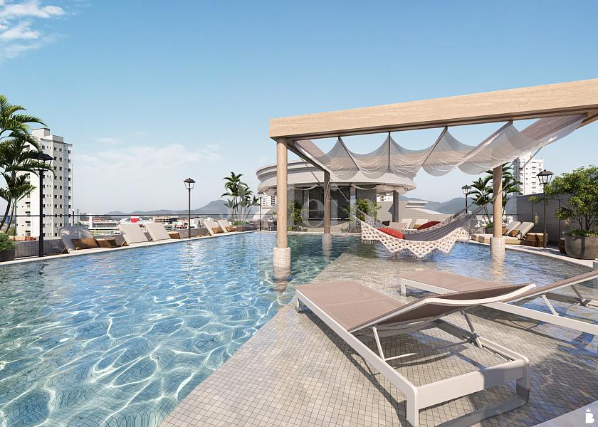 Piscina do Rubelita Palace Residence em Itapema