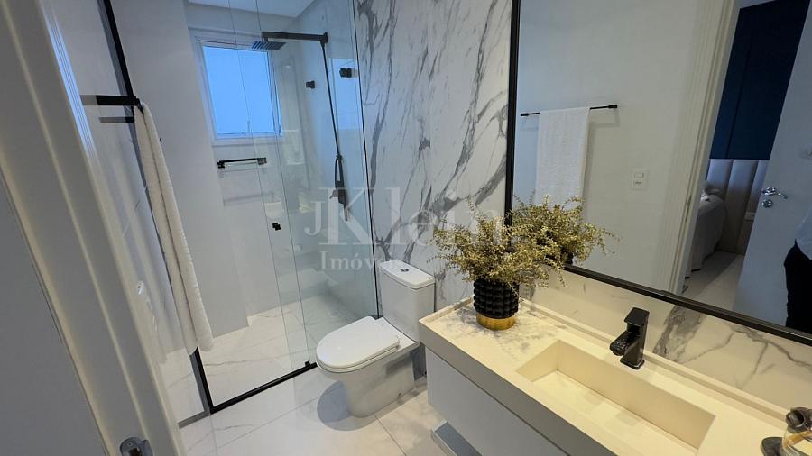 Banheiro do apartamento do Edif�cio Vogue CNA em Itapema