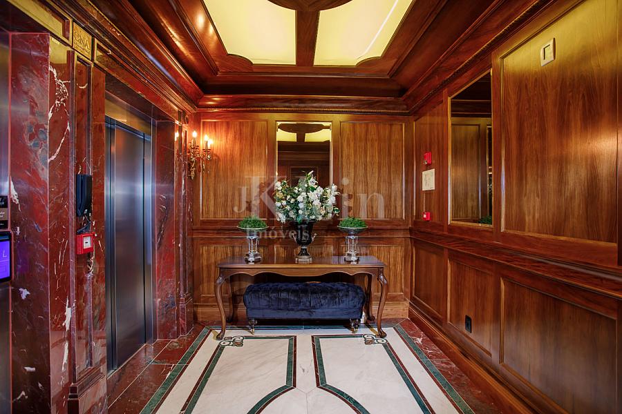 Hall do Edif�cio Vogue CNA Home em Itapema