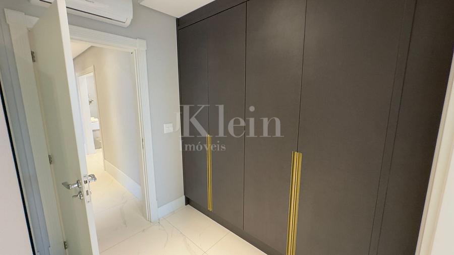 Su�te do apartamento do Edif�cio Vogue CNA em Itapema