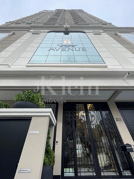 Fachada do Chateau Avenue no Morretes em Itapema