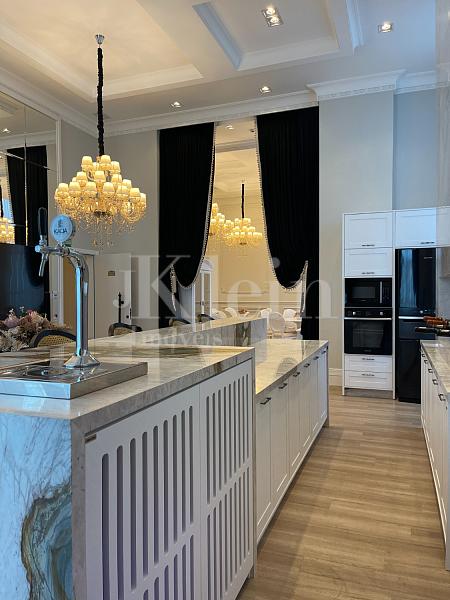 Sal�o de festas do Chateau Avenue no Morretes em Itapema