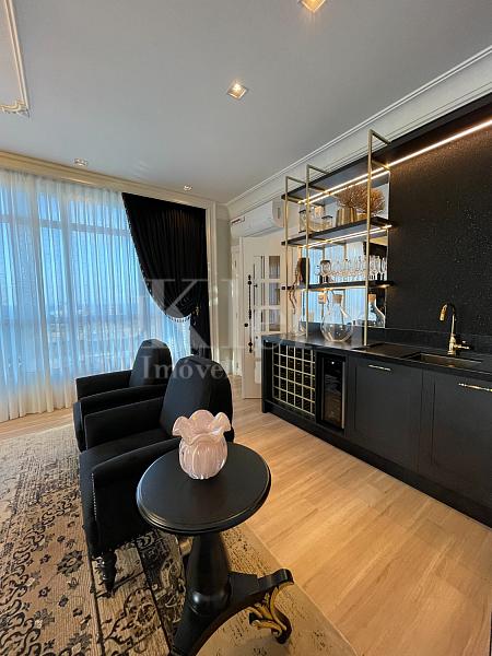 Wine bar do Chateau Avenue no Morretes em Itapema