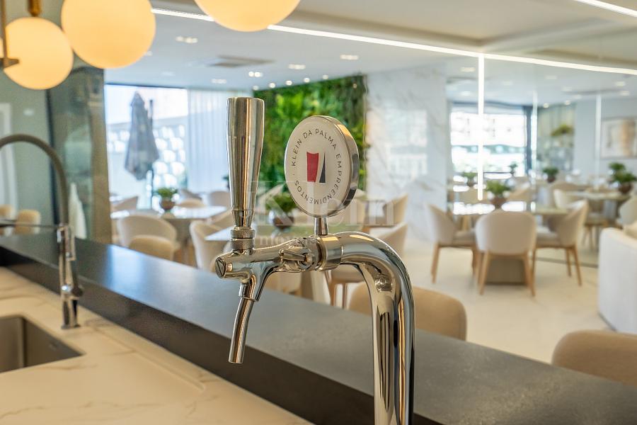 Chopeira do sal�o de festas do Grand Mirage no Centro em Itapema