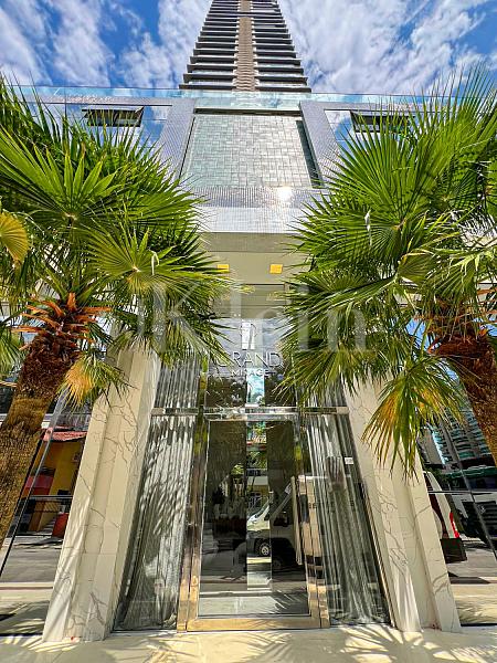 Entrada do Grand Mirage no Centro em Itapema