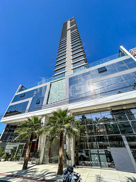 Fachada do Grand Mirage no Centro em Itapema