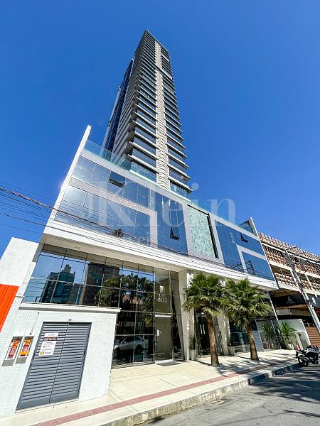 Fachada do Grand Mirage no Centro em Itapema