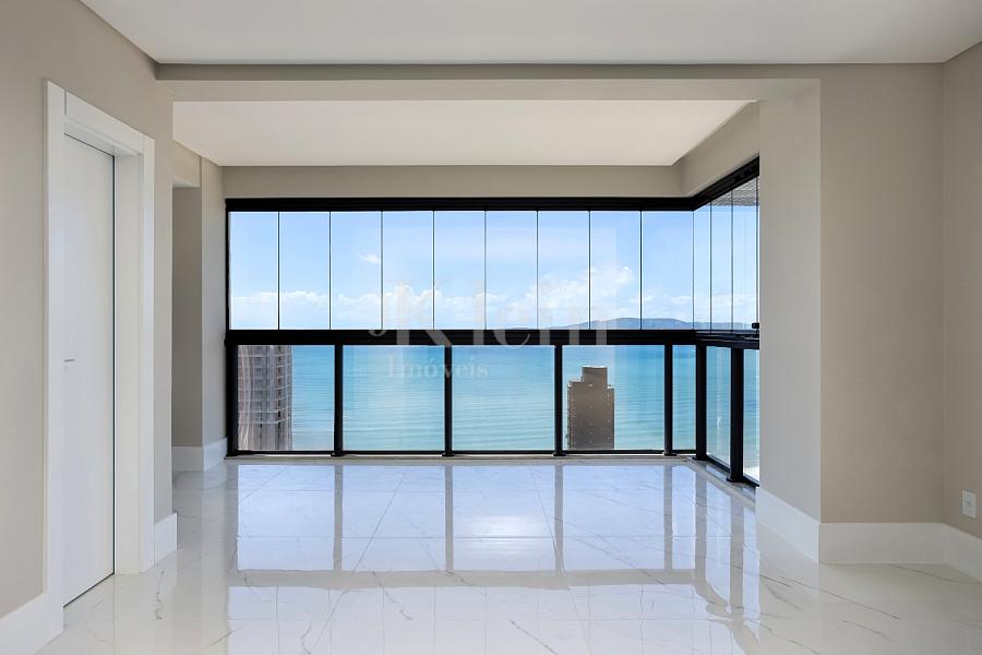 Living do apartamento do Grand Mirage no Centro em Itapema