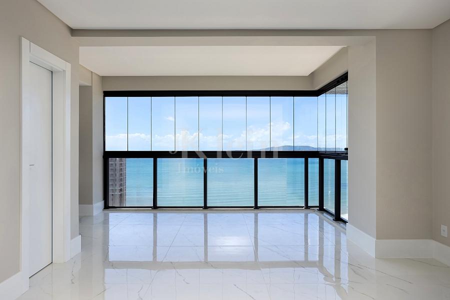 Living do apartamento do Grand Mirage no Centro em Itapema