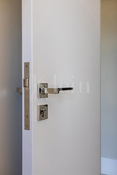 Porta apartamento do Grand Mirage no Centro em Itapema