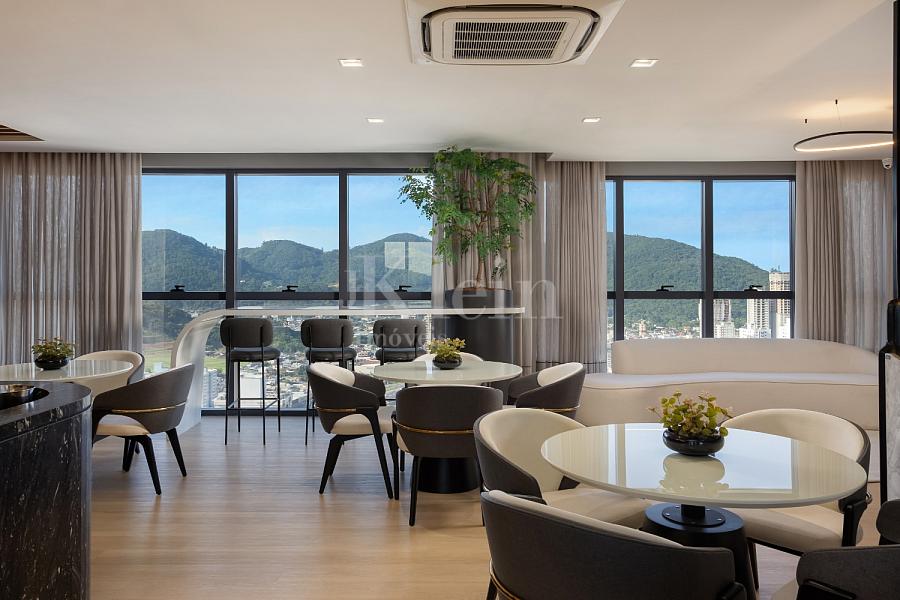 Sal�o de festas do Grand Mirage no Centro em Itapema