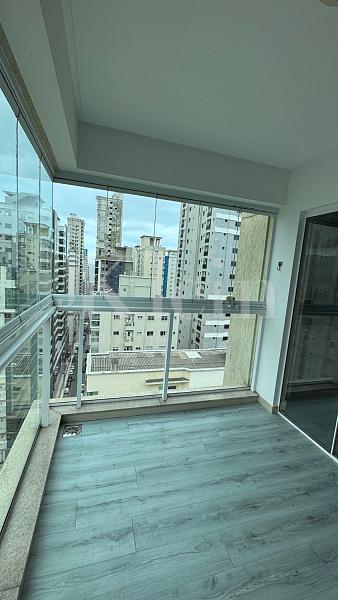 Vista da sacada do apartamento do Arcos da Lapa Residencial na Meia Praia em Itapema