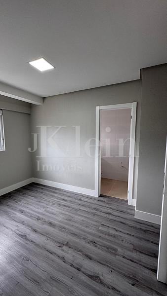 Su�te do apartamento do Arcos da Lapa Residencial na Meia Praia em Itapema