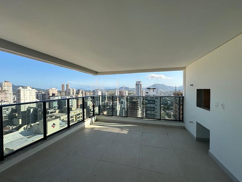 Sacada do apartamento do Times Square em Itapema