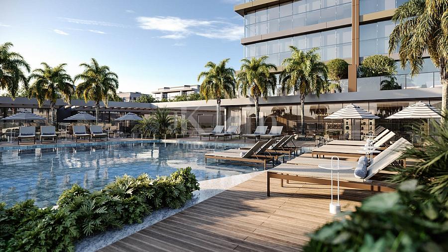 Piscina no High Tower no centro de Itapema