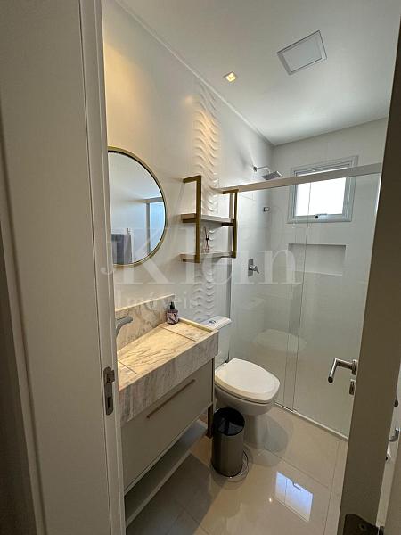 Banheiro do apartamento � venda no Vila das Arroeiras em Itapema