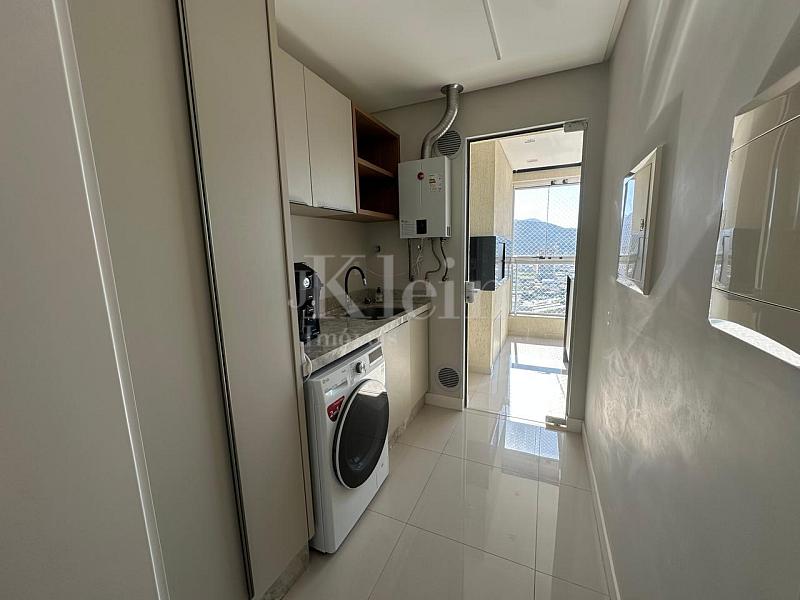 Lavanderia do apartamento � venda no Vila das Arroeiras em Itapema