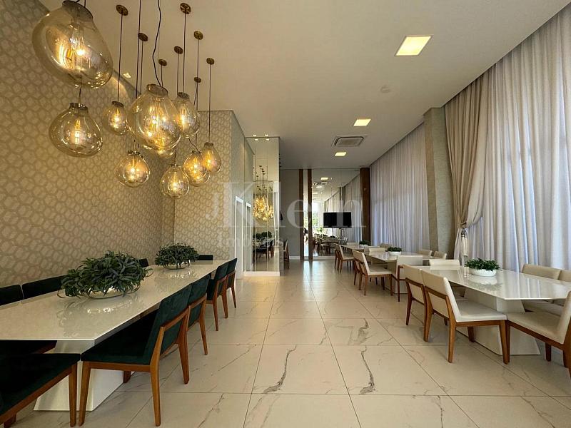 Sal�o de festas no Vila das Aroeiras Residence apartamento � venda em Meia Praia Itapema