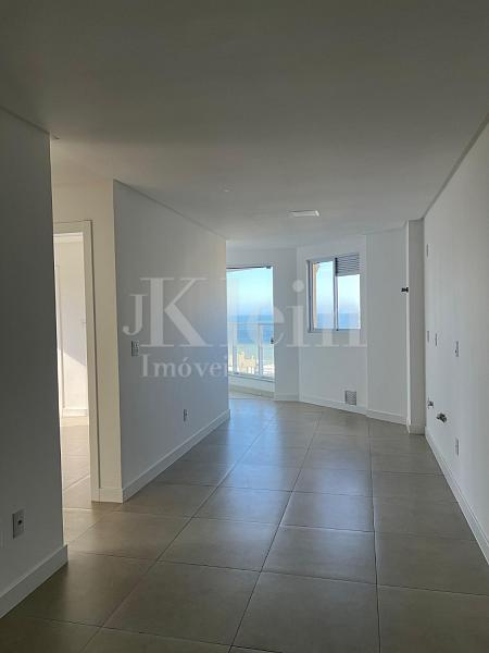 Living do apartamento do Gran Vittoria Residenziale no Morretes em Itapema