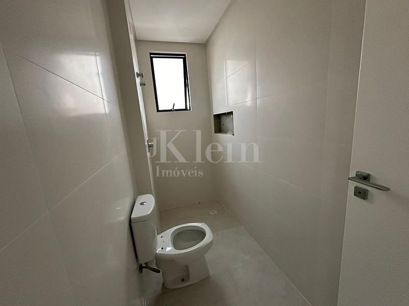 Banheiro da su�te do apartamento do Torri Di Mare Residenziale no Balne�rio Perequ� em Porto Belo